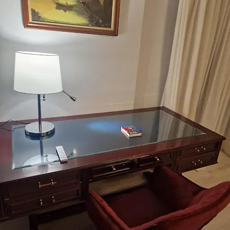 Nicolas Luxury Lejlighed
